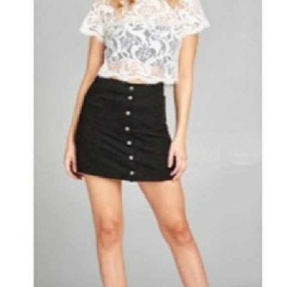 Ivory cute lacey top - Picture 3 of 5